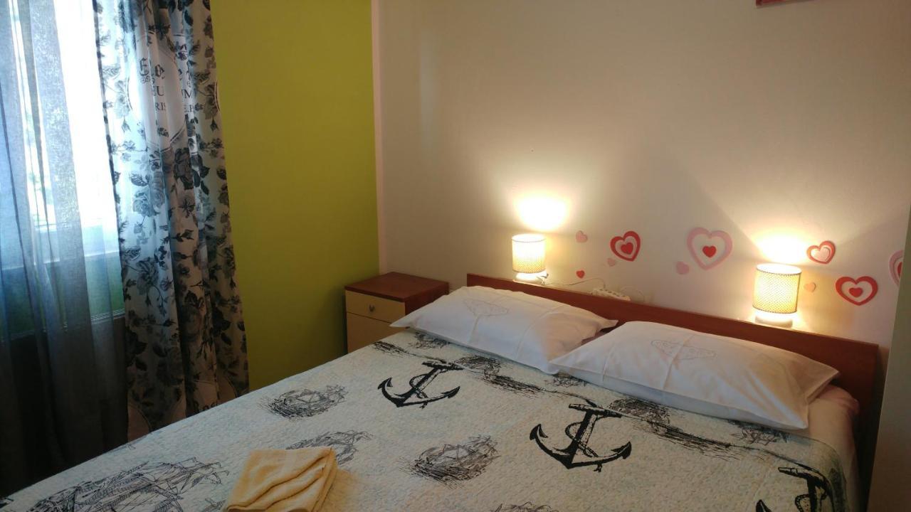 Apartment Tina Трогир Экстерьер фото